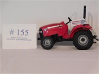 Case DX33 Farmall tractor, Case IH