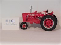 McCormick Farmall M-TA model tractor (plastic)