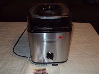 Cuisinart 2 Quart ice Cream Maker with Book