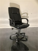 Black adjustable swivel desk chair