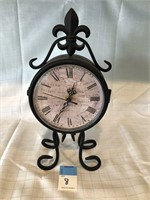 Double sided clock