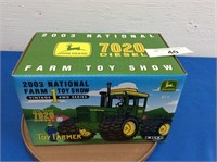 Ertl JD 7020 Diesel Tractor, 1/32 scale