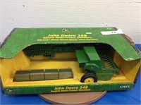 Ertl JD 348 Square Baler Presse Classique, 1/16