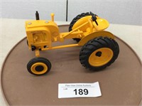 John Deere L Tractor, no box, 1/16 scale