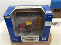 Ertl NH Self-Propelled Windrower-Collector Edition
