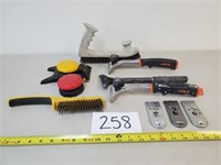 Scraping Blades, Wire Brushes, Etc.