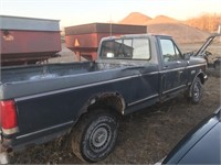 '89 FORD F150 4X4 FOR PARTS