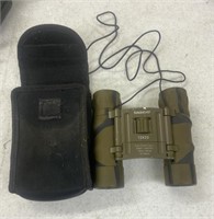 Tasco 12 x 25 Binoculars with case