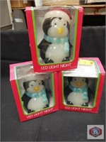 Penguin LED night light. Lot of 3.