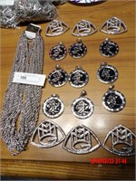 15 -- 29 1/2 INCH NECKLACES AND PENDANTS