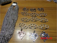15 -- 29 1/2 INCH NECKLACE AND PENDANTS