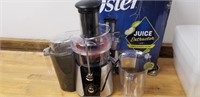 Oster Juice extracter 900w 2 speed