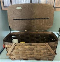 Picnic basket and utensils