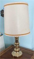 Table lamp