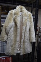 Vtg Ladies Faux Fur Worthington Coat Size M