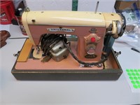 Vintage Universal Sewing Machine with Case