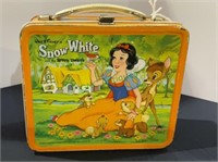 Vintage Snow White and the Seven Dwarfs lunchbox.