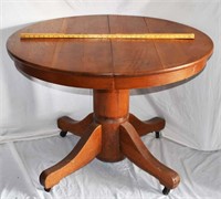 ANTIQUE 42" ROUND TOP OAK DINING TABLE