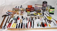 LOT - TOOLS & PAINT BRUSHES