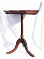 CHERRY ACCENT PEDESTAL SIDE TABLE - FOR PAINT