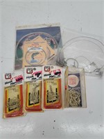 6 pc New fishing Hooks & Leaders