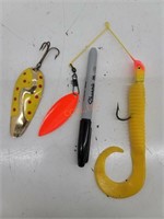 2 Vintage Yellow Fishing Lures Spinner & spoon
