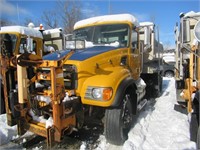 07 Mack CV712  Dump YW 6 cyl  Diesel; Started