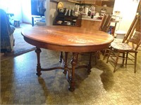 Beautiful Antique Oak Table
