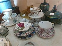 Tea Cups, Polychrome Plates, Royal Commemorative