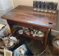 Antique 1-Drawer Table