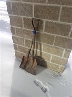 Pair of shovels