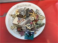 30th Anniversary plate w/ costume jewelry