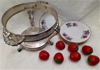 Miscellaneous Lot incl. Ceramic Strawberries