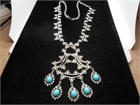 FAUX TURQUOISE AND SILVER TONE NECKLACE