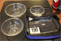 Pyrex Bowl Set & Casserole w/ Travel Case