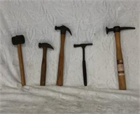 5 various types of hammers, claws, shoemakers,