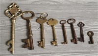 (8) Antique Brass Keys