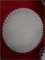 STUNNING SERVING PLATE RUFFLED EDGE