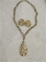 VINTAGE SARAH COVENTRY NECKLACE 18" AND EARRINGS