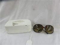 "OLIVER PEOPLES" DESIGNER SUN GLASSES WITH CASE