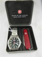 SWISS ARMY KNIFE AND WATCH WITH DISPLAY BOX