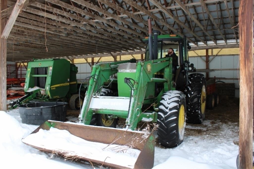 Farm Equipment  Briggs Heritage Farm Auction