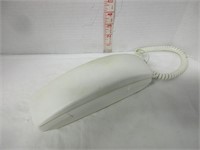 VINTAGE WORKING WHITE WALL MOUNT TELEPHONE