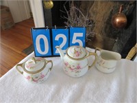 BAVARIA TEA POT, CREAM & SUGAR, 1 TEA CUP & SAUCER