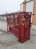 Tarter Cattle Master Series 3 head gate chute