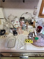 Lot Of Glass and Kitchen items