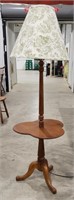 Table lamp, clover shape table, pedestal feet,