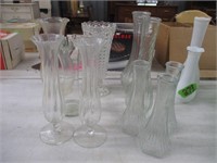 COLLECTION OF (10) GLASS VASES