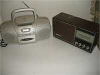 2 Radios
