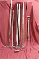 Garden Tools - Rakes, Hoes Pitch Fork